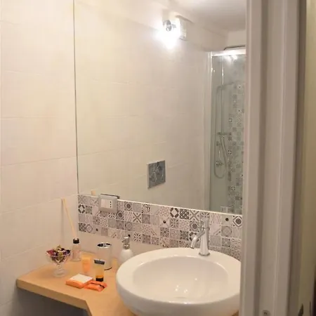 Domu 600 - Suite Mini Appartamento Cagliari Centro Storico Esterno foto