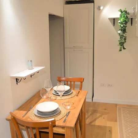 Domu 600 - Suite Mini Appartamento Cagliari Centro Storico Esterno foto