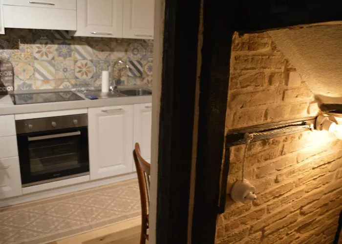 Domu 600 - Suite Mini Appartamento Cagliari Centro Storico