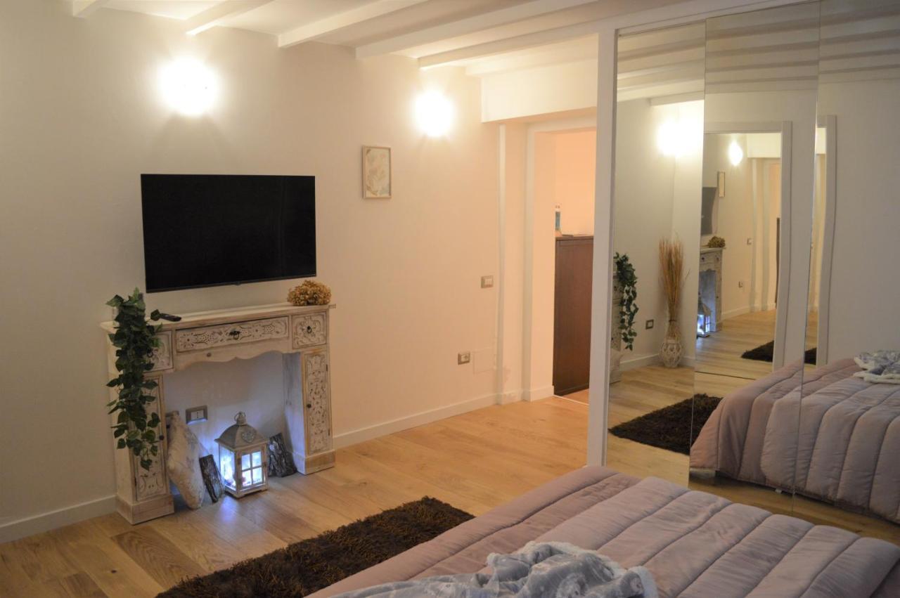 Domu 600 - Mini Centro Storico Apartment
